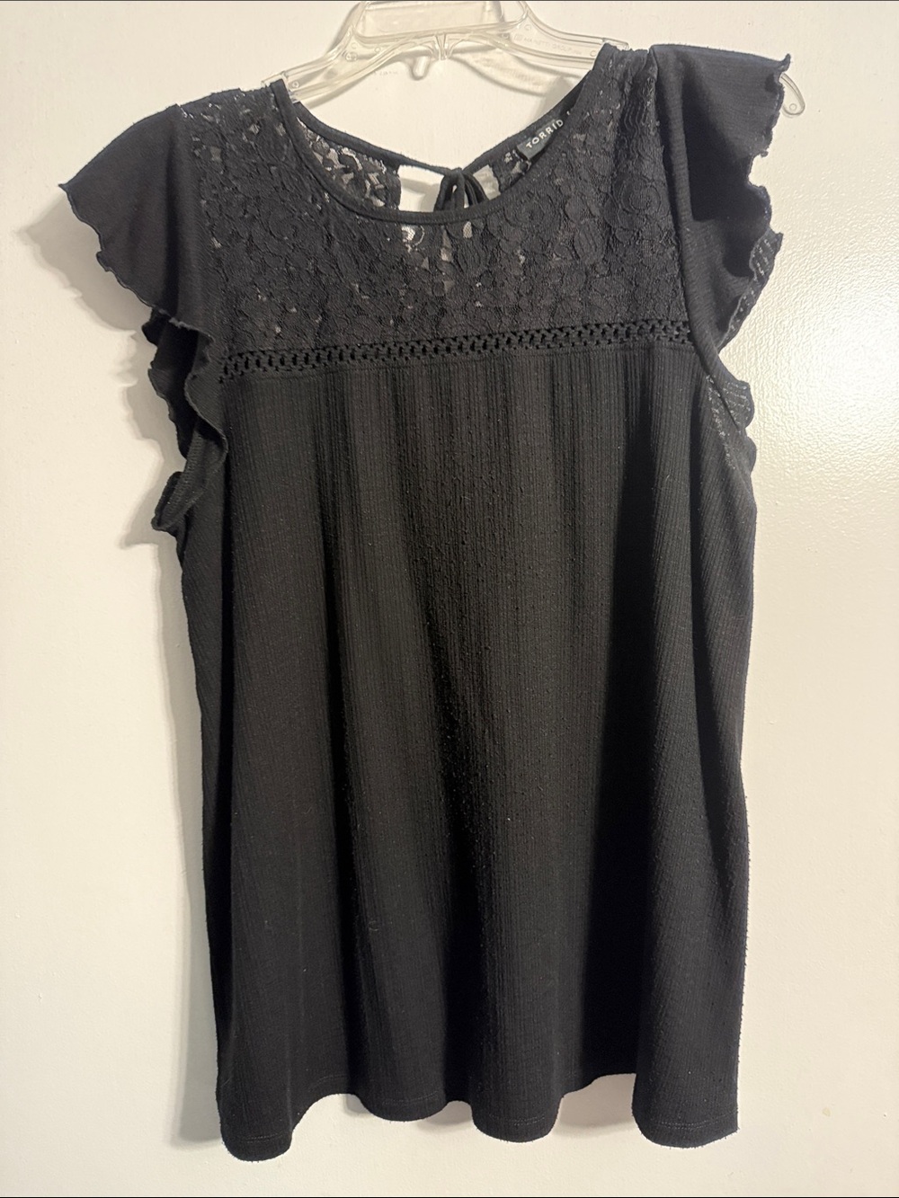 TORRID Black Lace-Flutter Sleeve Blouse (00-M/L)